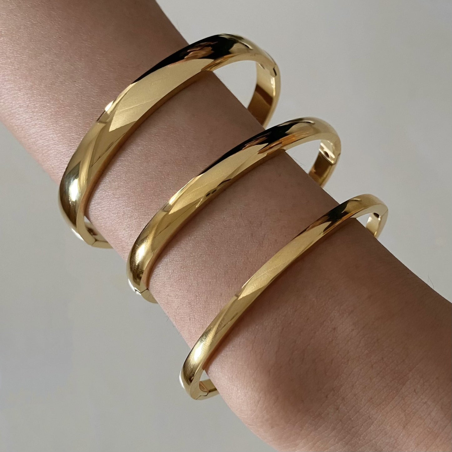 Noxypera Stainless Steel Gold Bracelet