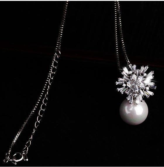 Noxypera Pearl Zircon Necklace