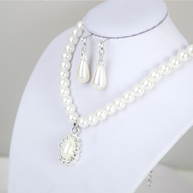 Noxypera Drop Pearl Necklace Earrings Set