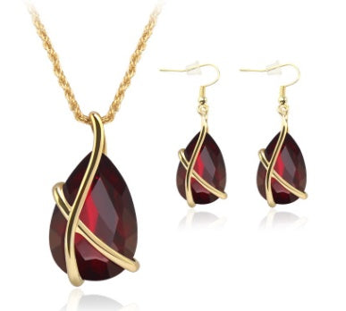 Noxypera Pendant Necklace Earrings Set