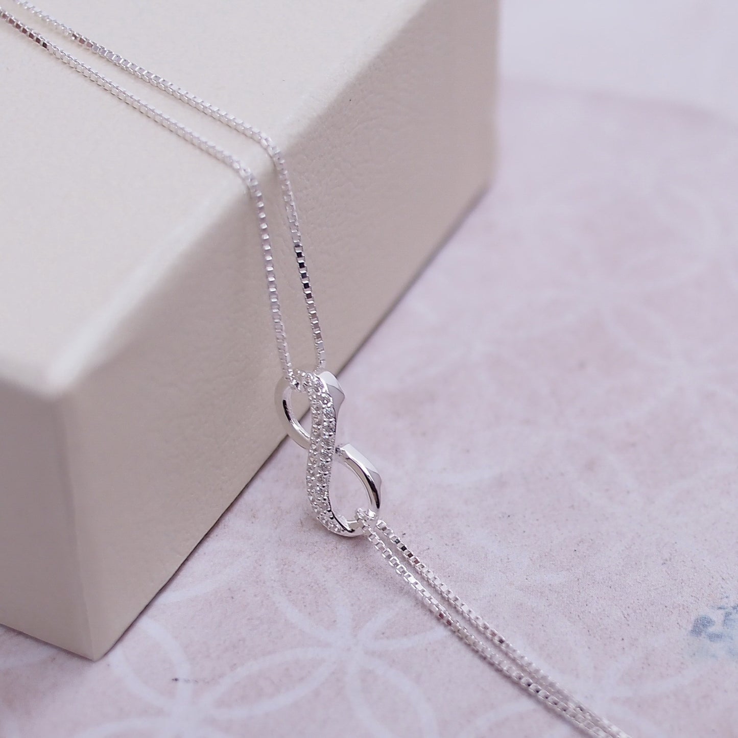 Noxypera Infinite Silver Lucky Bracelet
