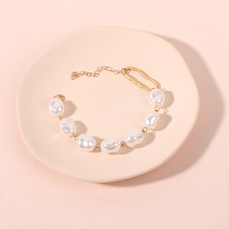 Noxypera Baroque Pearl Bracelet