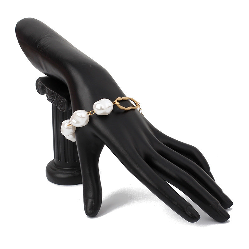 Noxypera Baroque Pearl Bracelet