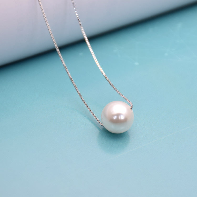 Noxypera Pearl Necklace
