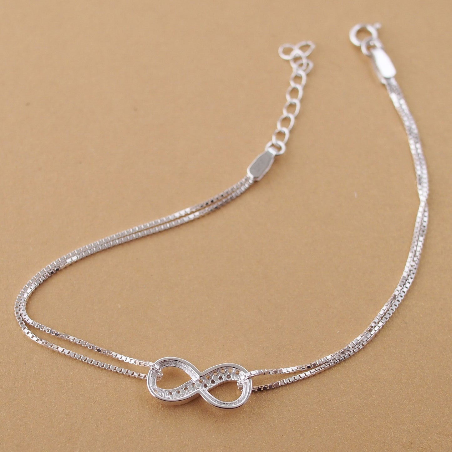 Noxypera Infinite Silver Lucky Bracelet
