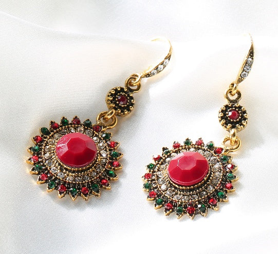 Noxypera Traditional Ruby Earring