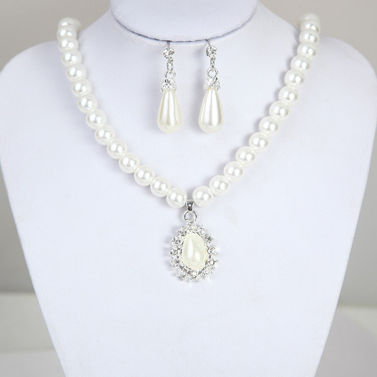 Noxypera Drop Pearl Necklace Earrings Set