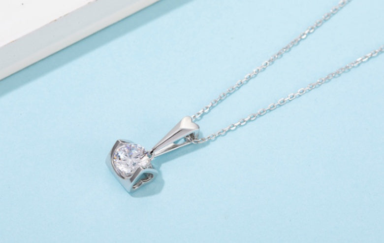 Noxypera 925 Sterling Silver Inlaid Moissanite Stud Necklace Earrings Set