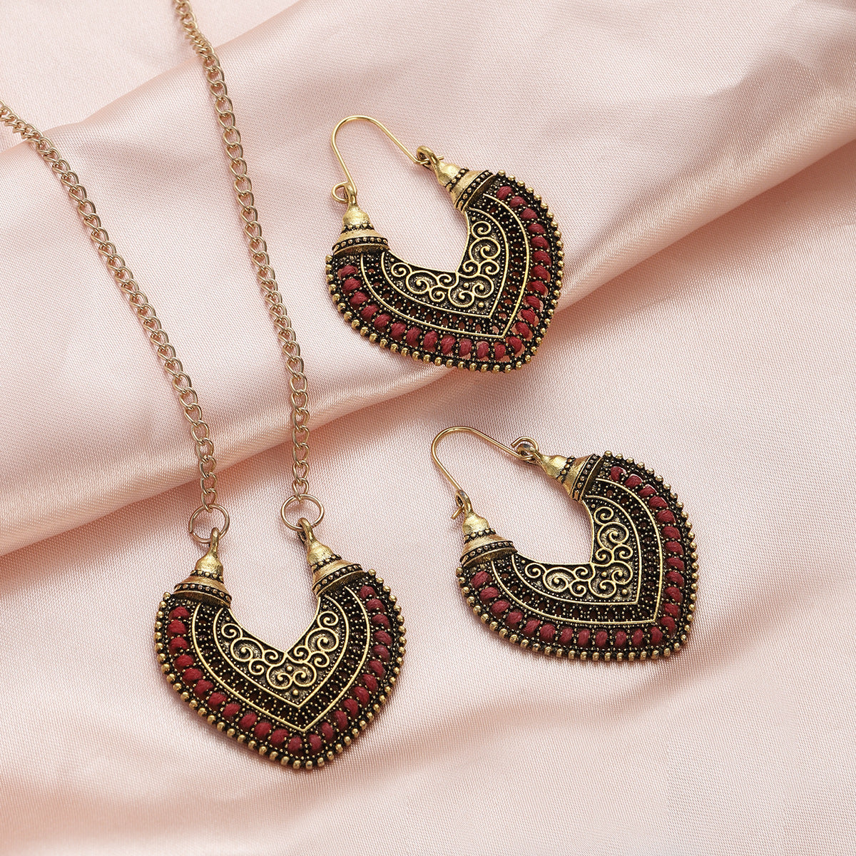 Noxypera Colored Rope Winding Earrings Necklace Set
