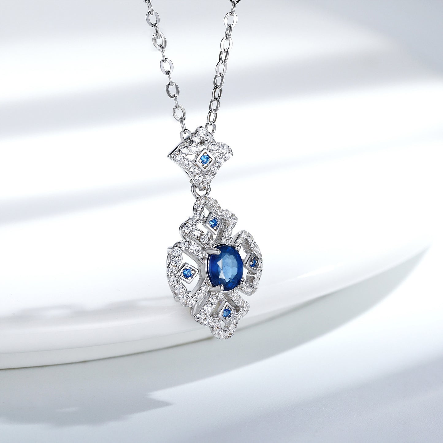 Noxypera 925 Silver Natural 0.55 Carats Sapphire Pendant Necklace