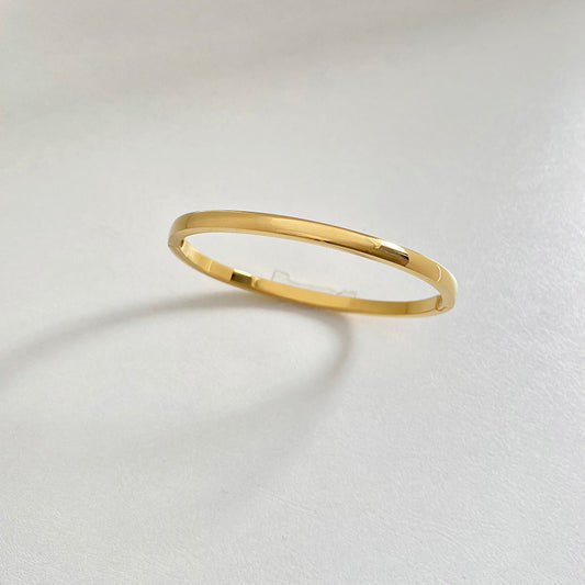 Noxypera Stainless Steel Gold Bracelet