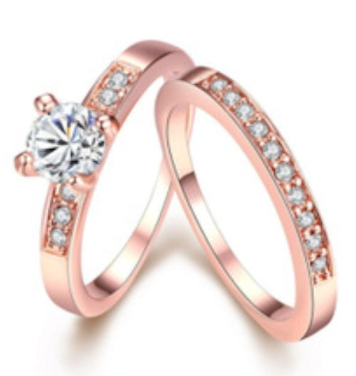 Noxypera Rose Gold Ring With Diamonds