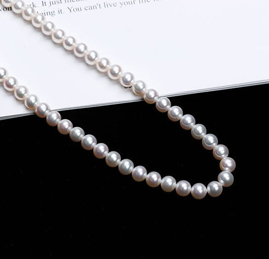 Noxypera Pearl Necklace