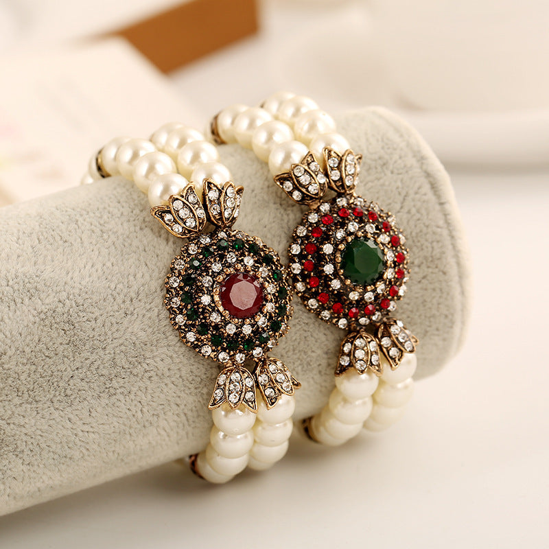 Noxypera Luxury Pearl Bracelet