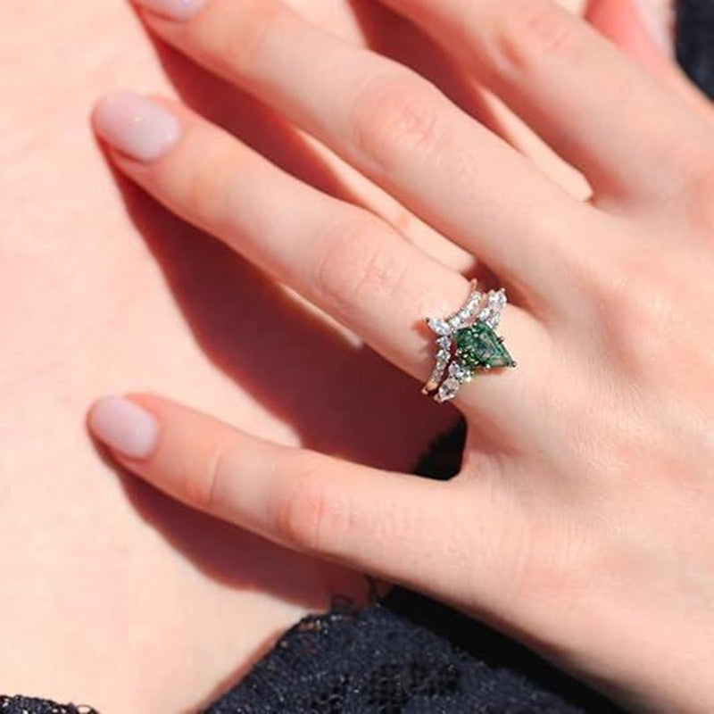 Noxypera Natural Green Moss Stone Agate Ring