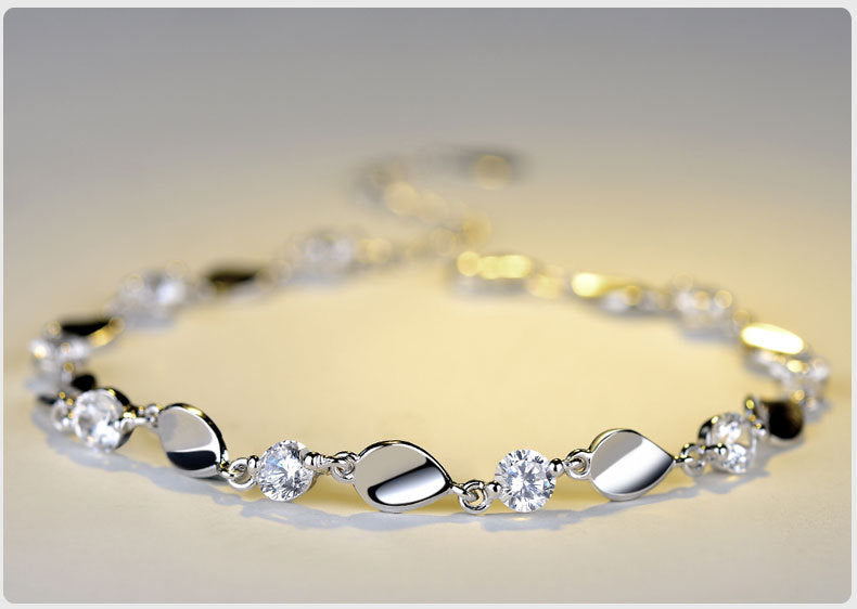 Noxypera 925 Sterling Silver Diamond-Encrusted  Bracelet