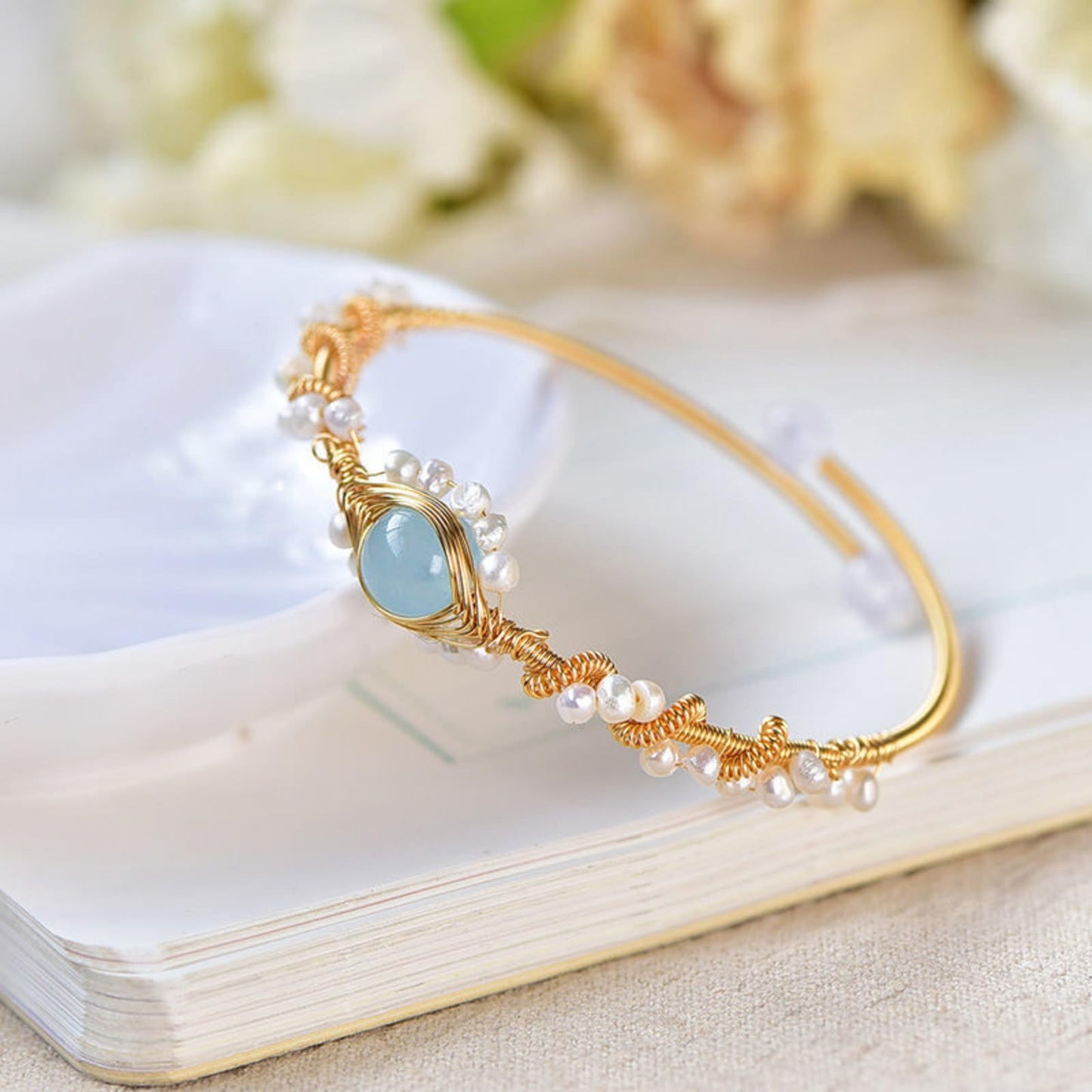 Noxypera Gold Plating Pearl Bracelets